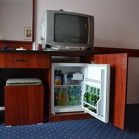 Hotel Mimoza クマノヴォ エクステリア 写真