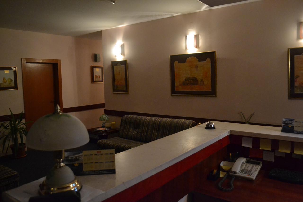 Hotel Mimoza クマノヴォ エクステリア 写真