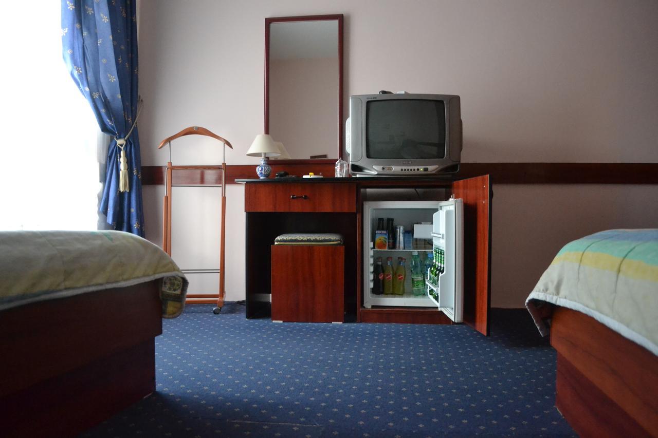 Hotel Mimoza クマノヴォ エクステリア 写真
