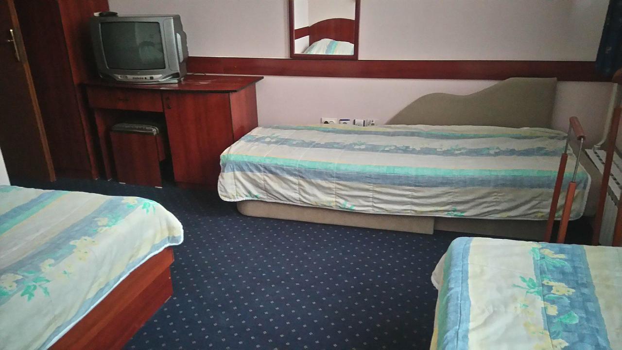 Hotel Mimoza クマノヴォ エクステリア 写真
