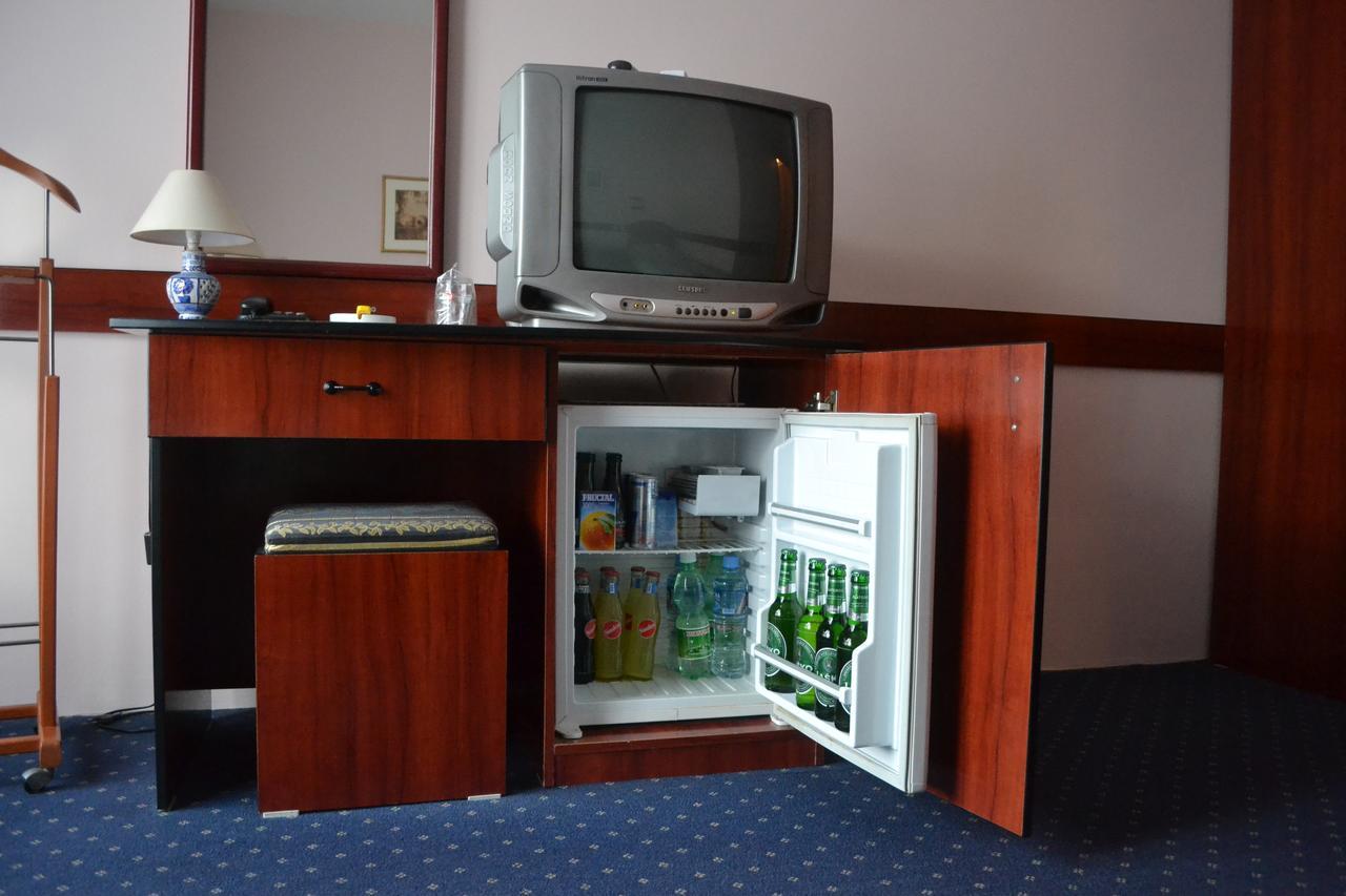 Hotel Mimoza クマノヴォ エクステリア 写真